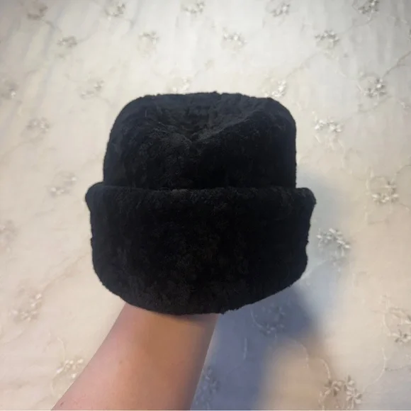 vintage halston U.S.A. black faux‑fur ambassador hat / russian‑style crown cap - Picture 2 of 4